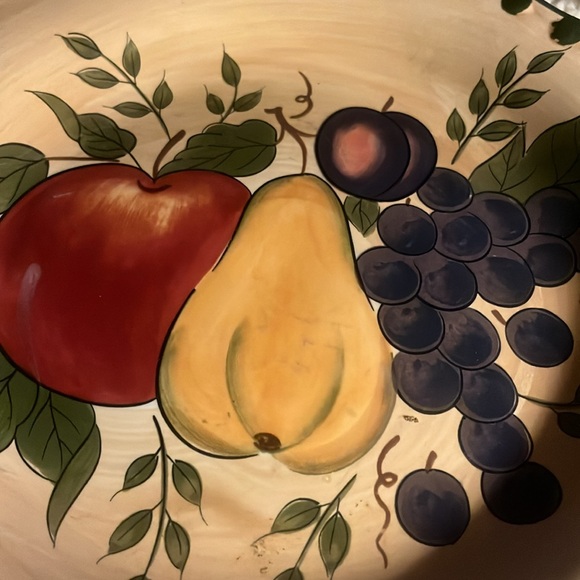 Home Trends Granada Plates (3) - Picture 2 of 3